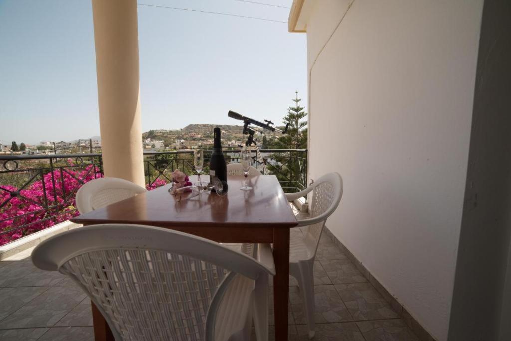 Bodikos Apartments Pitsidia Exteriér fotografie